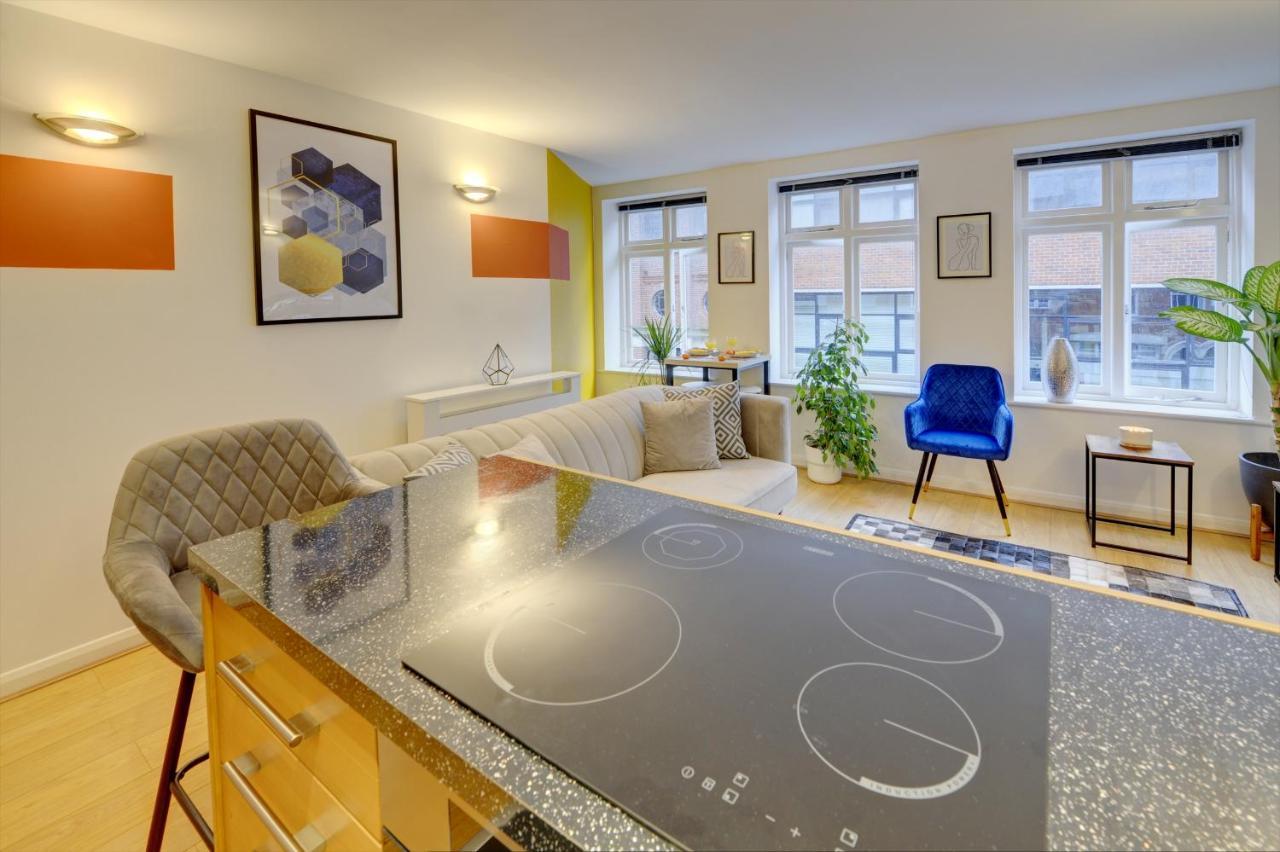 City Centre, 2 Bedroom, Secured Parking, 3 King Bed, Wifi Sleep 6 Guest Comfortable On Three King Size Beds, Jewellery Quarter , Birmingham City Centre , Allocated Secured Parking Luaran gambar