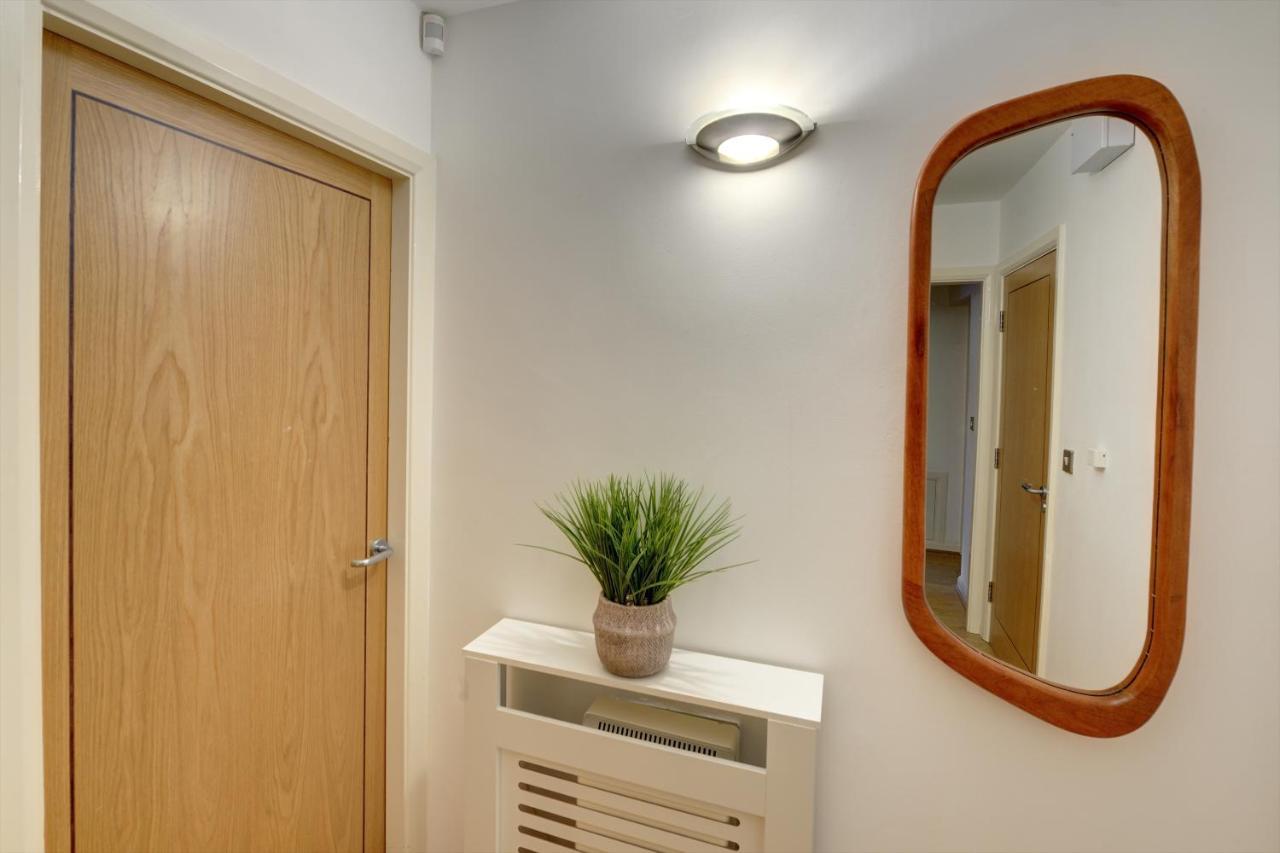 City Centre, 2 Bedroom, Secured Parking, 3 King Bed, Wifi Sleep 6 Guest Comfortable On Three King Size Beds, Jewellery Quarter , Birmingham City Centre , Allocated Secured Parking Luaran gambar