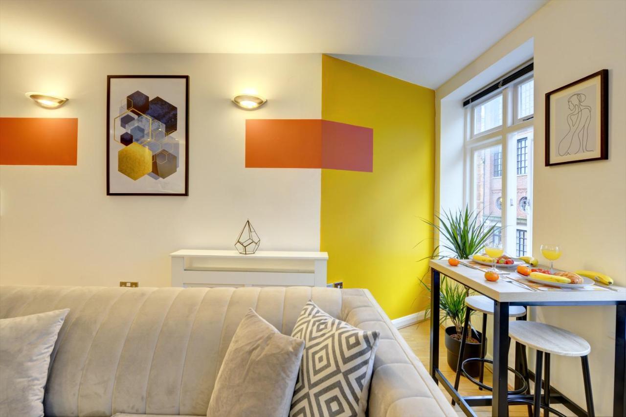 City Centre, 2 Bedroom, Secured Parking, 3 King Bed, Wifi Sleep 6 Guest Comfortable On Three King Size Beds, Jewellery Quarter , Birmingham City Centre , Allocated Secured Parking Luaran gambar