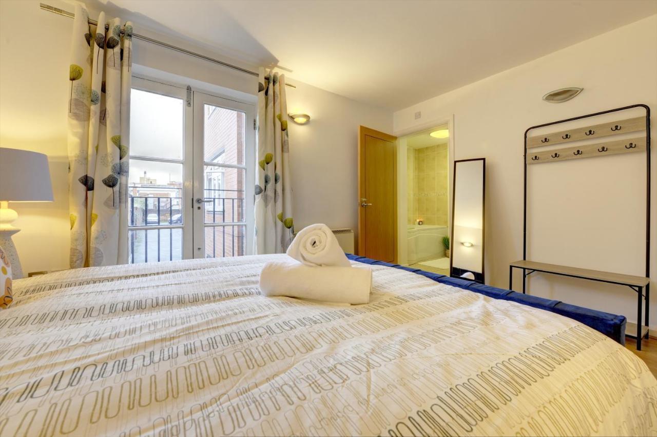 City Centre, 2 Bedroom, Secured Parking, 3 King Bed, Wifi Sleep 6 Guest Comfortable On Three King Size Beds, Jewellery Quarter , Birmingham City Centre , Allocated Secured Parking Luaran gambar