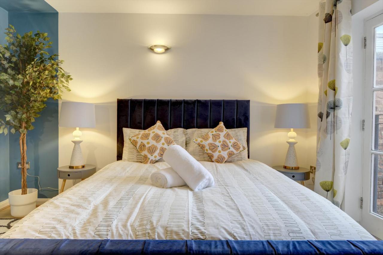 City Centre, 2 Bedroom, Secured Parking, 3 King Bed, Wifi Sleep 6 Guest Comfortable On Three King Size Beds, Jewellery Quarter , Birmingham City Centre , Allocated Secured Parking Luaran gambar