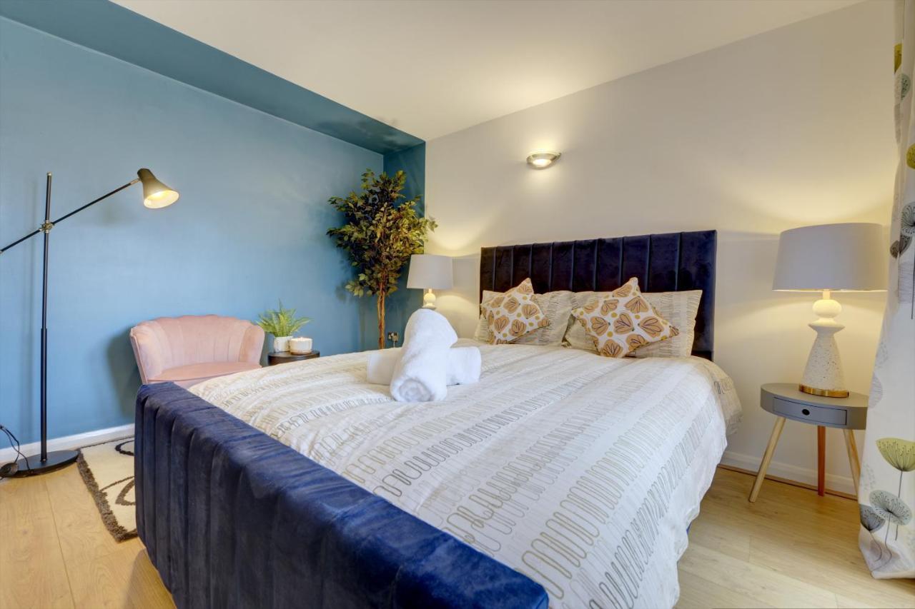 City Centre, 2 Bedroom, Secured Parking, 3 King Bed, Wifi Sleep 6 Guest Comfortable On Three King Size Beds, Jewellery Quarter , Birmingham City Centre , Allocated Secured Parking Luaran gambar