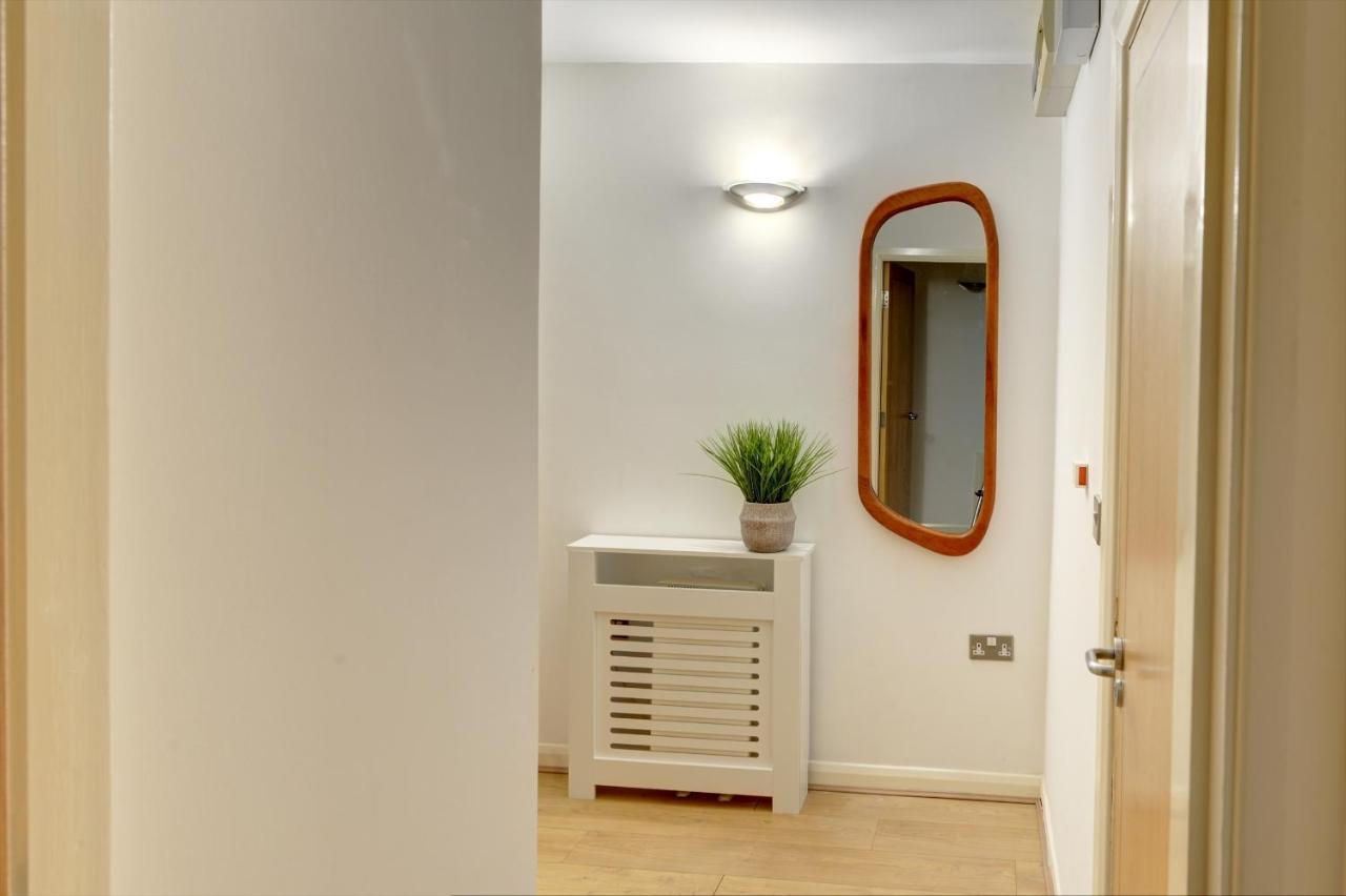 City Centre, 2 Bedroom, Secured Parking, 3 King Bed, Wifi Sleep 6 Guest Comfortable On Three King Size Beds, Jewellery Quarter , Birmingham City Centre , Allocated Secured Parking Luaran gambar
