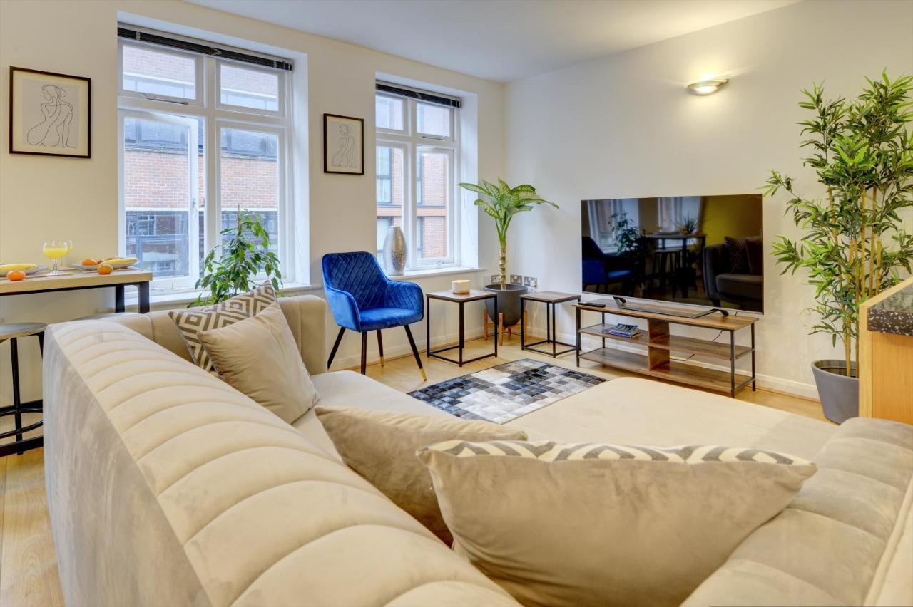 City Centre, 2 Bedroom, Secured Parking, 3 King Bed, Wifi Sleep 6 Guest Comfortable On Three King Size Beds, Jewellery Quarter , Birmingham City Centre , Allocated Secured Parking Luaran gambar